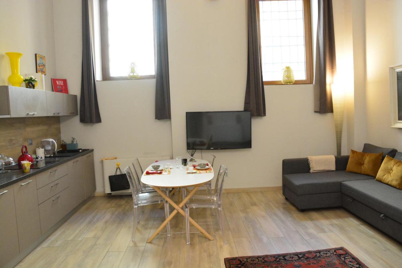 Amphitheatrum Arena Apartment *
